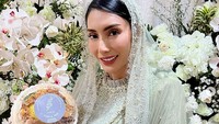 Baru-baru ini Tyas Mirasih membenarkan pernah dibantu Nagita Slavina untuk membayar biaya pengobatan ibunda saat dirawat di rumah sakit. Namanyapun kini jadi sorotan. Foto: Instagram @tyasmirasih