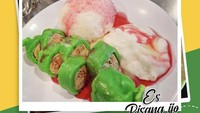 Bakso Solo Samrat juga punya menu es pisang ijo yang manis dan segar. Potongan pisang ijonya besar dilengkapi dengan sumsum creamy yang gurih manis. Harganya dibanderol sekitar Rp 31.000. Foto : baksosolosamrat