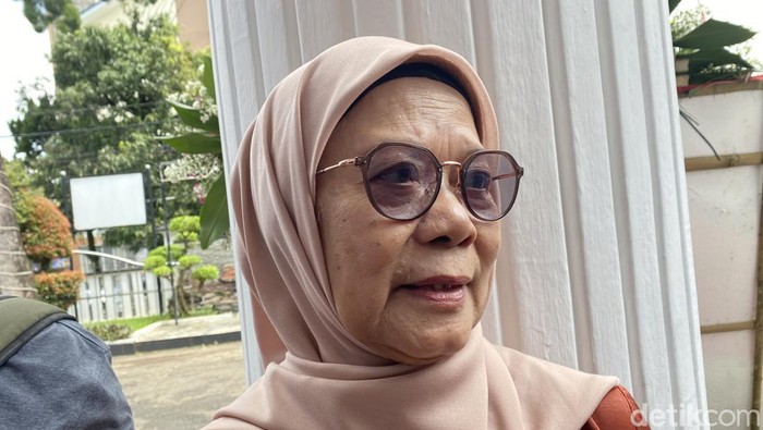 Mantan Wali Kota Sukabumi Molly Mulhayati Djubaedi atau Ceu Molly.