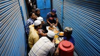 Ramadan dimanfaatkan sebagai momen kebersamaan oleh para pedagang.  