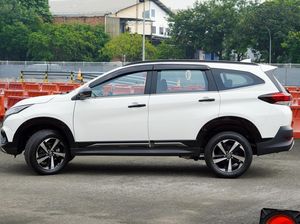 Daftar LSUV Terlaris: RWD-Transmisi Manual Masih Idaman Orang RI