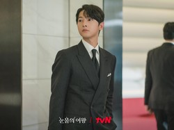 Potret Song Joong Ki Jadi Cameo Episode 8 Queen of Tears