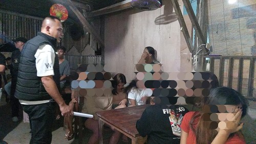 Polisi gerebek kafe di Desa Suranadi, Kecamatan Narmada, Lombok Barat, NTB. (Dok. Polresta Mataram)