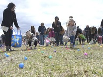 Potret Serunya Berburu Telur Paskah