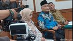 Jalani Sidang Cerai, Teuku Ryan dan Ria Ricis Bertemu Lagi di PA Selatan