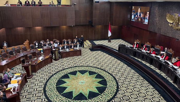 Perdebatan Sengit Membara di Sidang MK Pilpres, Kubu Prabowo dan AMIN Saling Adu Argumen