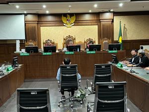 Eks Kepala Bea Cukai Makassar Andhi Pramono Divonis 10 Tahun Penjara!