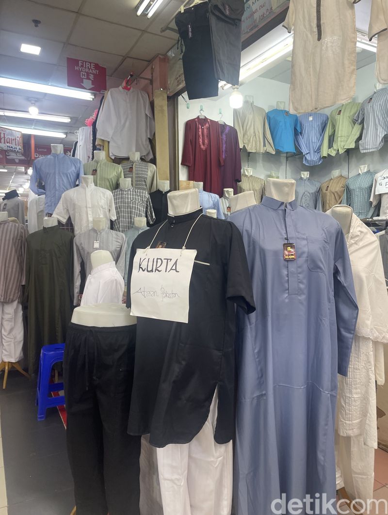 Tren Baju Koko Thamrin City 2024