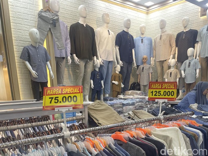 Tren Baju Koko Thamrin City 2024