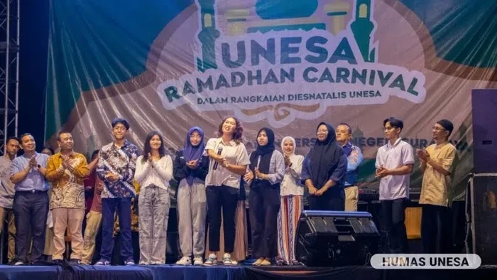 Unesa beri golden ticket untuk 15 calon mahasiswa baru berprestasi bidang seni dan olahraga.