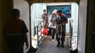 Suasana Arus Mudik di Pelabuhan Belawan H-8 Lebaran