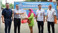 Selain menggelar bazar sembako murah, PT JIEP turut menjalin kerjasama dengan PT Jakarta Tourisindo / Jaktour untuk menyalurkan 1.000 paket takjil dalam kegiatan buka puasa bersama di Masjid Istiqlal. Selanjutnya PT JIEP turut menggelar kegiatan Buka Puasa Bersama Anak Yatim dan menyampaikan santunan serta dukungan kepada 2 Yayasan yang ada di sekitar Kawasan Industri Pulogadung. 