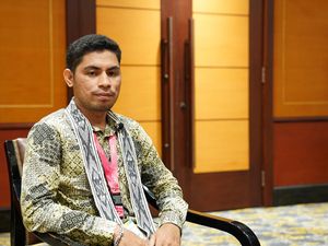 Inspirasi dari Pulau Buru: Anak Petani Dapat Beasiswa LPDP untuk Lanjut ke UGM