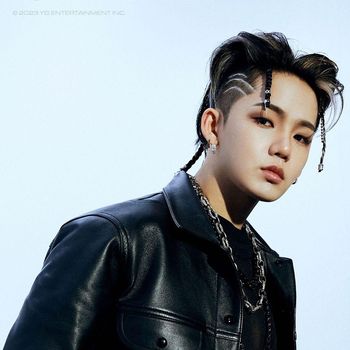 Foto Choi Hyunsuk, anggota boyband TREASURE.