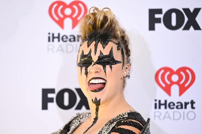 HOLLYWOOD, CALIFORNIA - APRIL 01: JoJo Siwa attends the 2024 iHeartRadio Music Awards at Dolby Theatre on April 01, 2024 in Hollywood, California. (Photo by Frazer Harrison/Getty Images)