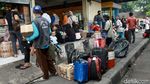 H-8 Lebaran, Terminal Kampung Rambutan Mulai Ramai Pemudik