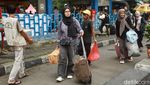 H-8 Lebaran, Terminal Kampung Rambutan Mulai Ramai Pemudik