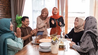 Ingin Mental Tetap Waras saat Lebaran? Ini 8 Tips dari Psikiater