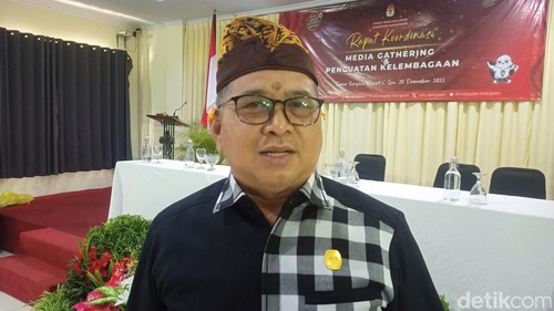 Ketua KPU Kabupaten Karangasem I Putu Darma Budiasa (foto: I Wayan Selamat Juniasa)