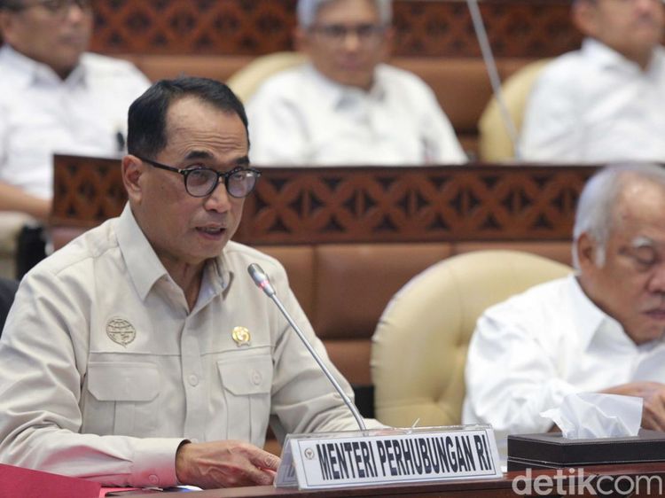 Komisi V DPR, Menhub-Menteri PUPR Bahas Mudik 2024