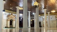 Didirikan pada tahun 1760 masehi, Masjid Jami An-Nawier mulanya memiliki luas 500 m2 kini diperluas hingga hampir 2000 m2.   