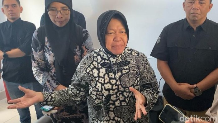 Menteri Sosial Tri Rismaharini ditemui di Sentra Meohai Kendari. Nadhir Attamimi/detikcom