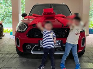 Sandra Dewi Dapat Kado Mobil MINI, Sebut Mobil Harvey Moeis Tak Manusiawi