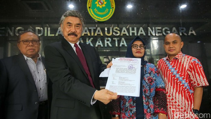 Momen PDIP Gugat KPU ke PTUN Momen PDIP Gugat KPU ke PTUN
