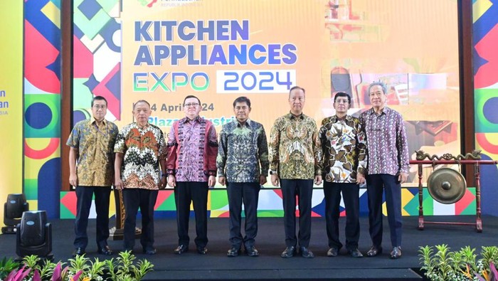 Kementerian Perindustian melalui Direktorat Jenderal Industri Logam, Mesin, Alat Transportasi dan Elektronika (ILMATE) sedang mengadakan pameran yang bertajuk Kitchen Appliences Expo 2024 yang berlokasi di Plaza Industri, Gedung Kementerian Perindustrian, Jakarta Selatan.