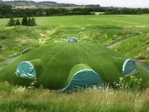 Perjalanan Rumah Ikonik Teletubbies yang Kini Jadi Kolam