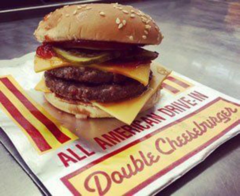 Saat ke Long-Island, Donald Trump Beli Burger Rp 3,1 Juta!