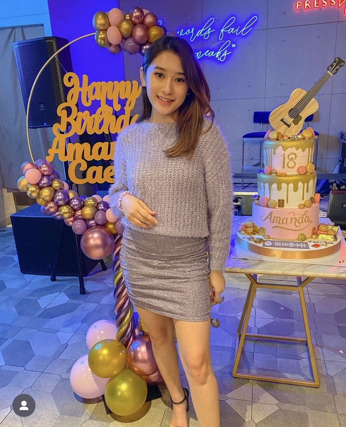 Serunya Amanda Caesa, Anak Parto Saat Cicip Hot Pot dan Belanja Buah