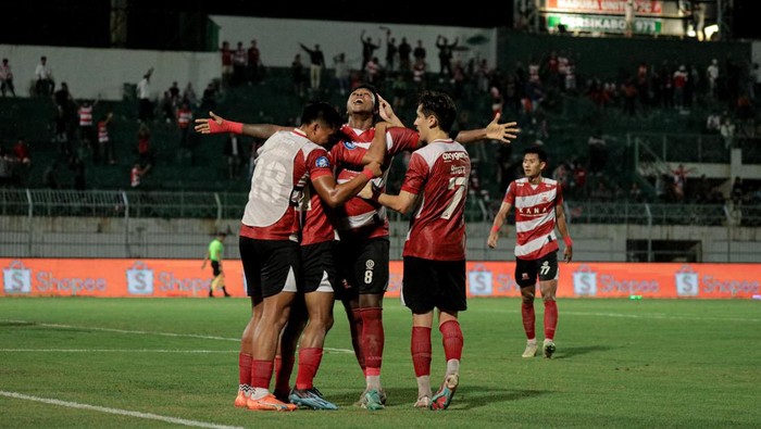Tim Madura United saat berlaga