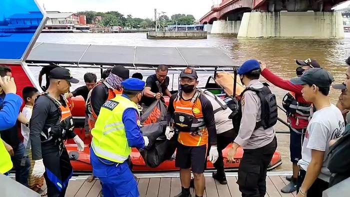 ABK Kapal Jukung meledak yang hilang tenggelam ditemukan tewas.