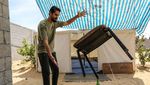 Aksi Keren Pemuda Gaza Menyeimbangkan Benda