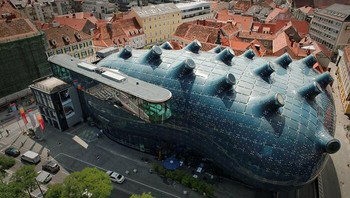 Kunsthaus (Art House) Graz Art Museum, Graz, Austria Foto: Boredpanda