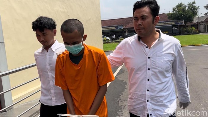 Buruh Mojokerto jual istri