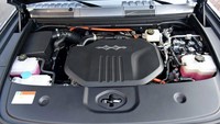 Di balik bonnetnya, terdapat mesin 1.5L yang dipadukan dengan teknologi hybrid. Secara total, sistem bisa menyemburkan tenaga hingga 687 PS dan torsi 760 Nm. Mesin itu dipasangkan dengan transmisi E-CVT. Foto: Car News China