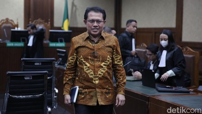 Ekspresi Hasbi Hasan Divonis 6 Tahun Penjara Kasus Pengurusan Perkara MA