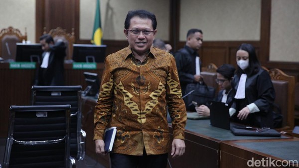 Ekspresi Hasbi Hasan Divonis 6 Tahun Penjara Kasus Pengurusan Perkara MA