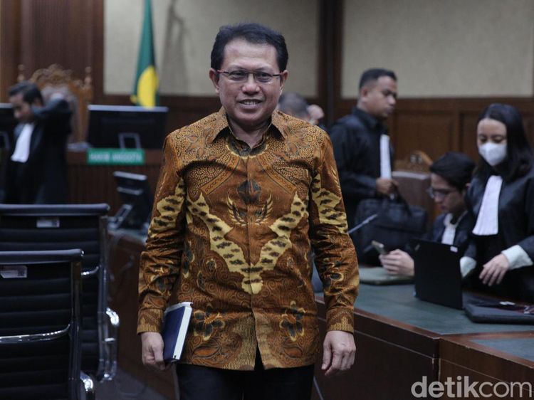 Ekspresi Hasbi Hasan Divonis 6 Tahun Penjara Kasus Pengurusan Perkara MA