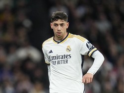 Sepanjang kariernya di Real Madrid, Valverde sudah main di enam posisi berbeda! (AP/Manu Fernandez)