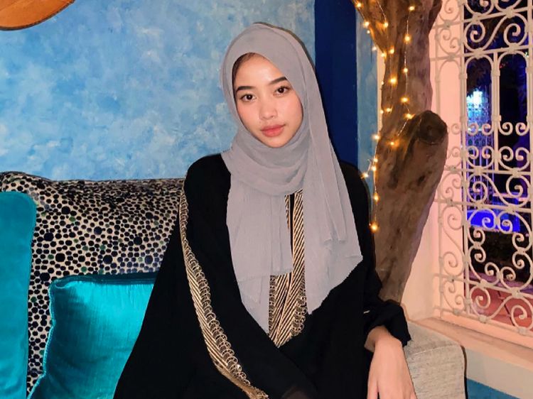 7 Potret Hijab Ghaniya Salma, Putri Sulung Opick yang Curi Atensi