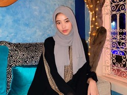 7 Potret Hijab Ghaniya Salma, Putri Sulung Opick yang Curi Atensi