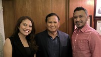 Giring pilih berkarir di dunia politik, tapi belakangan ada kabar Giring ingin reuni dengan Nidji. Ia mengaku mau, tapi ternyata personel Nidji lain yaitu Randy Danistha mengatakan enggan. Foto: Instagram @giring