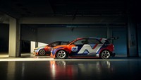 Hyundai kemudian menambahkan ban super lengket ban slick berukuran 18 inci. Untuk suspensinya, Ioniq 5 N eN1 Cup mendapatkan 2 way adjustable damper, ride height and camber adjustable. Foto: Dok. Hyundai
