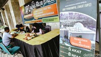 Zakat fitrah adalah zakat yang wajib dikeluarkan seorang muslim laki-laki, perempuan, besar atau kecil, merdeka atau budak. Zakat fitrah dikeluarkan pada awal bulan Ramadan sampai menjelang salat Idul Fitri.  