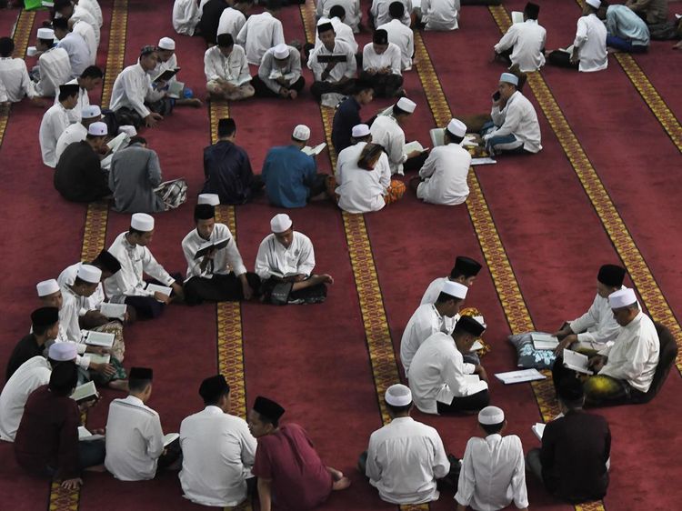 Khusyuk Iktikaf di 10 Hari Terakhir Ramadan