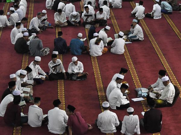 Khusyuk Iktikaf di 10 Hari Terakhir Ramadan