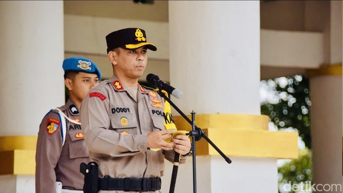 Kapolres Bone AKBP Arief Doddy Suryawan.